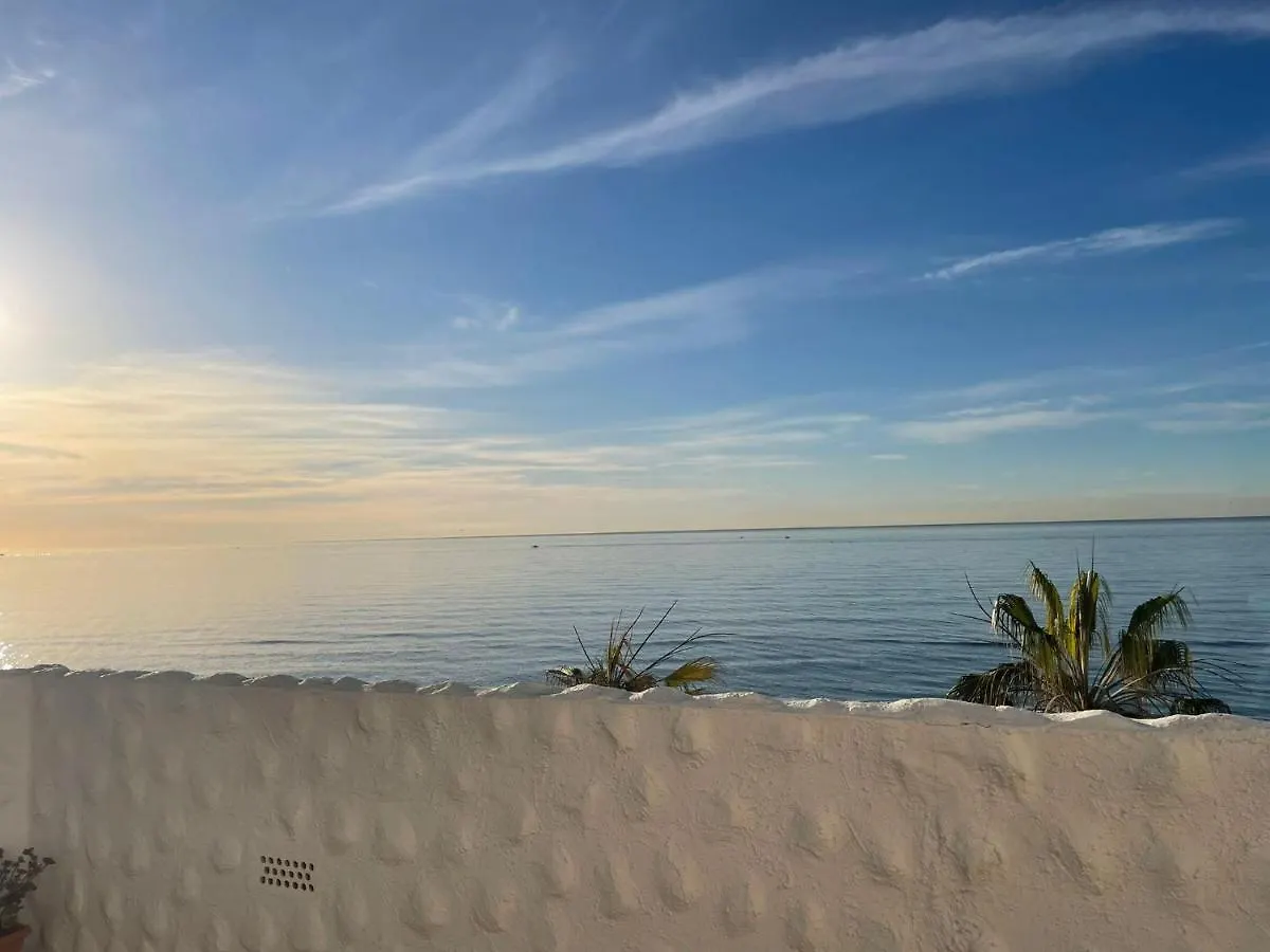 Apartamento Ático sobre el Mar Benajarafe 0*,