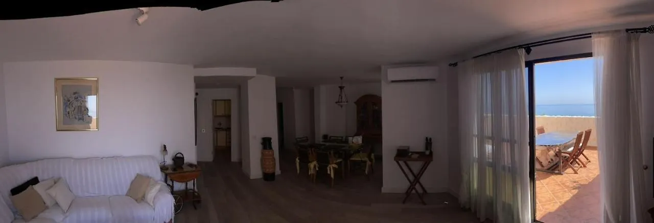 Apartament Atico Sobre El Mar Benajarafe 0*,